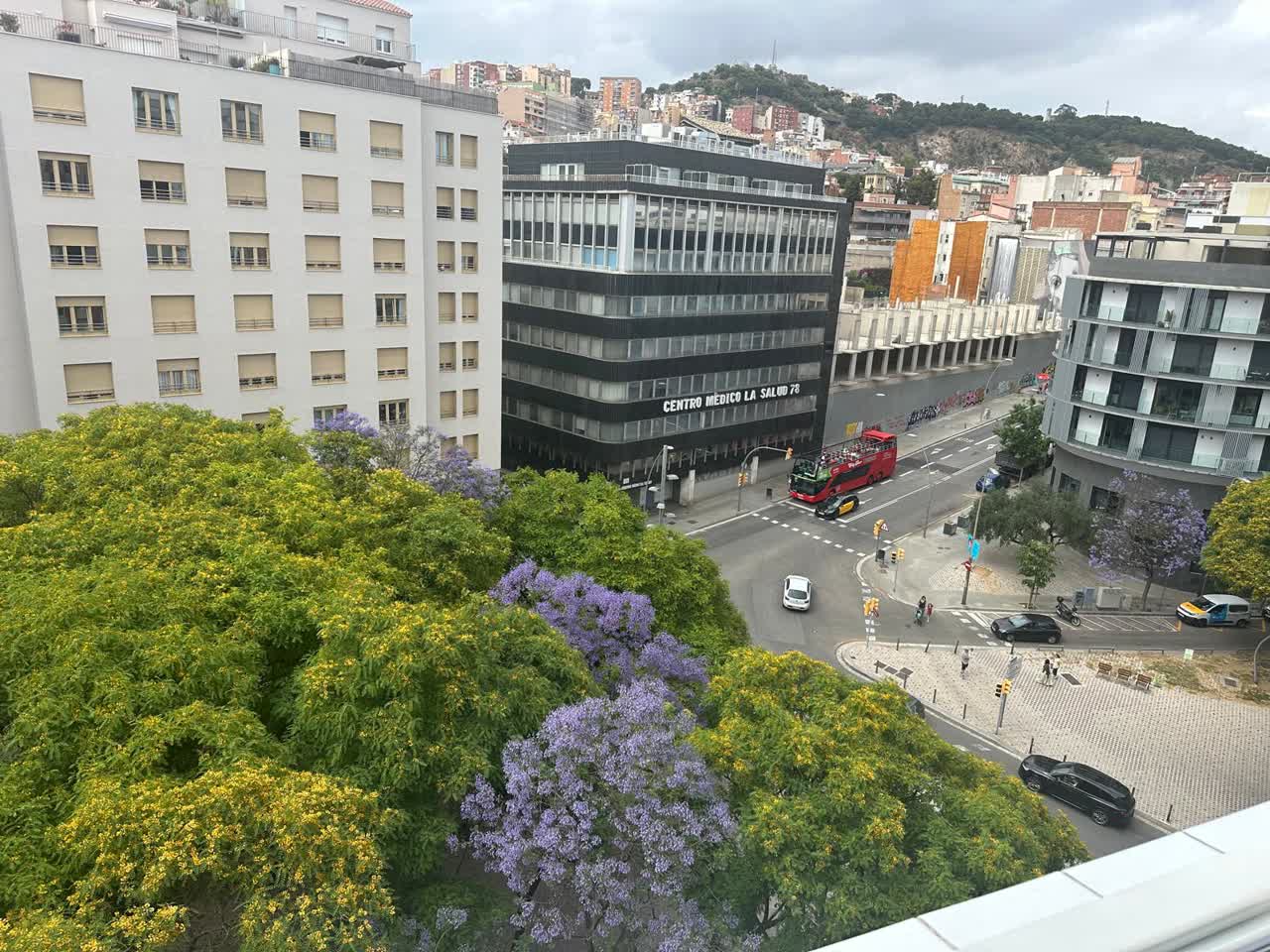 Edificio La Salut 78